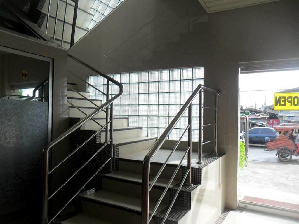 Bnt Inn Lapu-Lapu City Luaran gambar